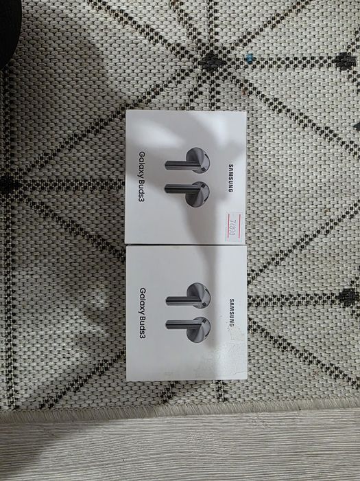 Продам новые наушники