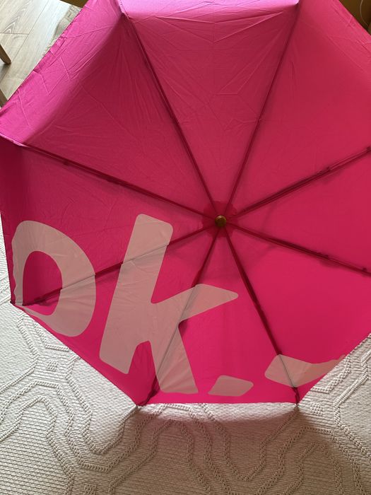 Различни сгъваеми чадъри