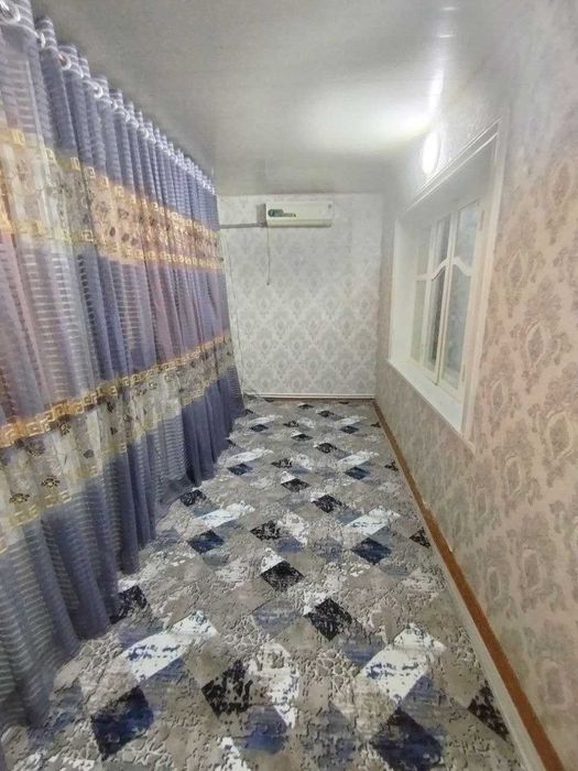 4х комнатная квартира на 3 этаже в кирпичном доме по ул.М.Улугбека