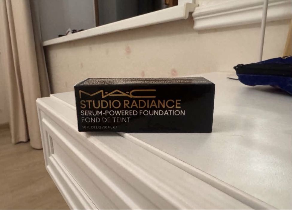 Тональная основа MAC Studio Radiance Serum-Powered Foundation NC11.5