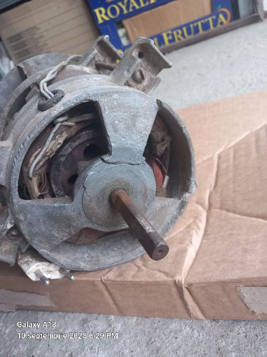 Motor masina de spalat,model vechi.