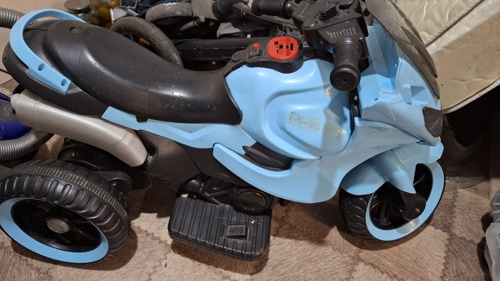 Продаю детский мотоцикл б/у