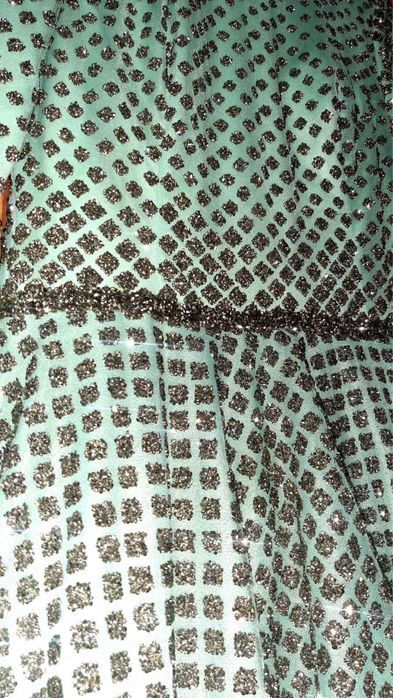 Вечернее платье(Состояние: новое)