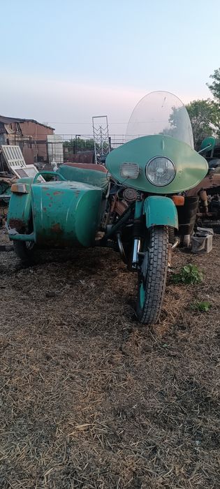 Мотоцикл Урал с коляской