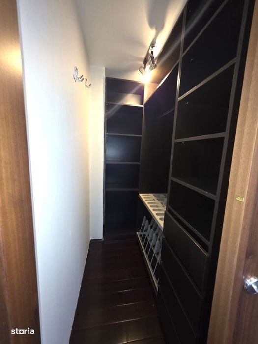 De vanzare apt 3 camere, spatios si luminos, in Prelungirea Ghencea 28