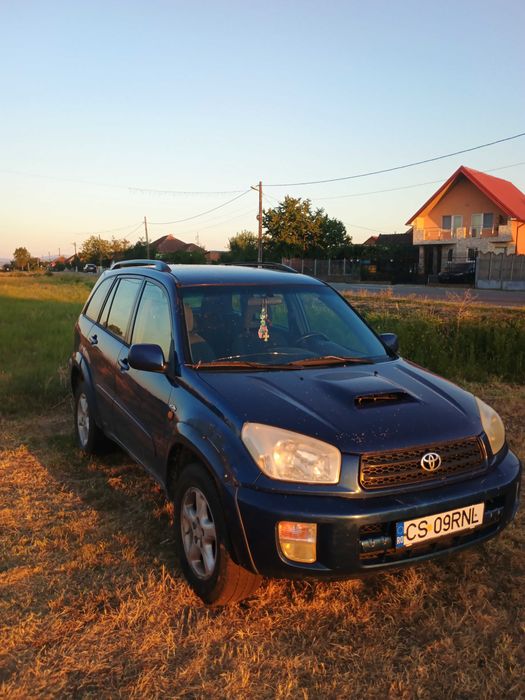 Toyota RAV4.Se vinde întreaga!