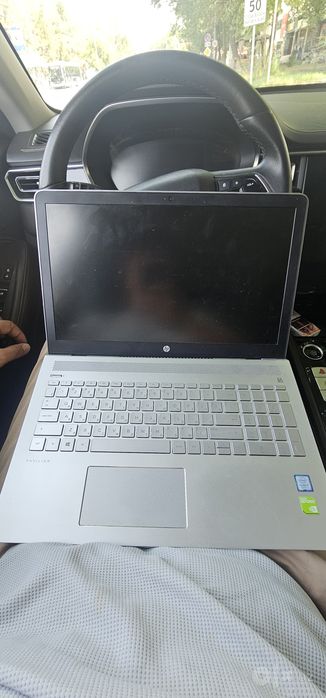 Ноутбук: HP Pavilion, Core i7-7500U, DDR4: 16ГБ, SSD: 512ГБ