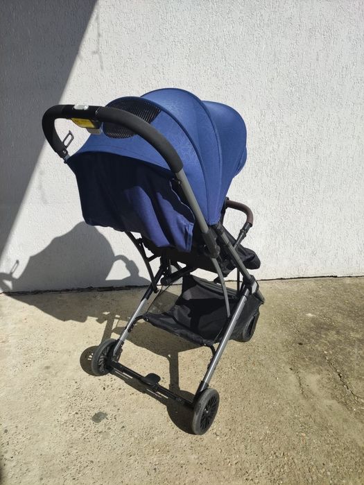 Cărucior bebe pliabil
