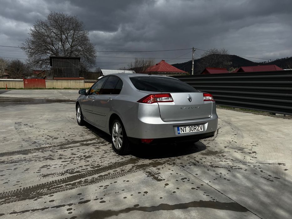 Vând Renault laguna 3