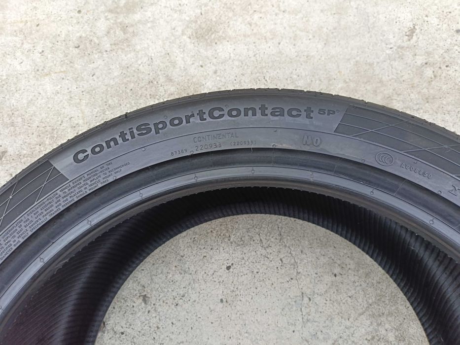 Doua anvelope noi de vara 295 35 20 Continental SportContact 5P