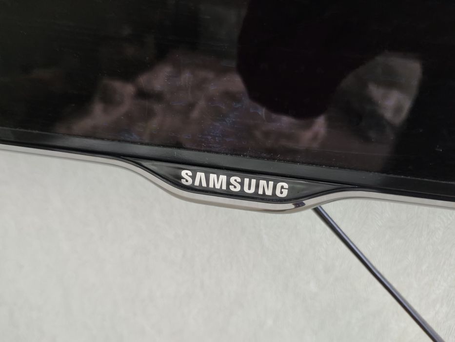Телевизор  Samsung