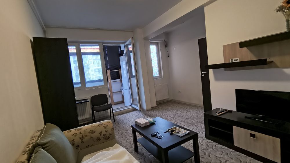 Închiriez apartament militari residence