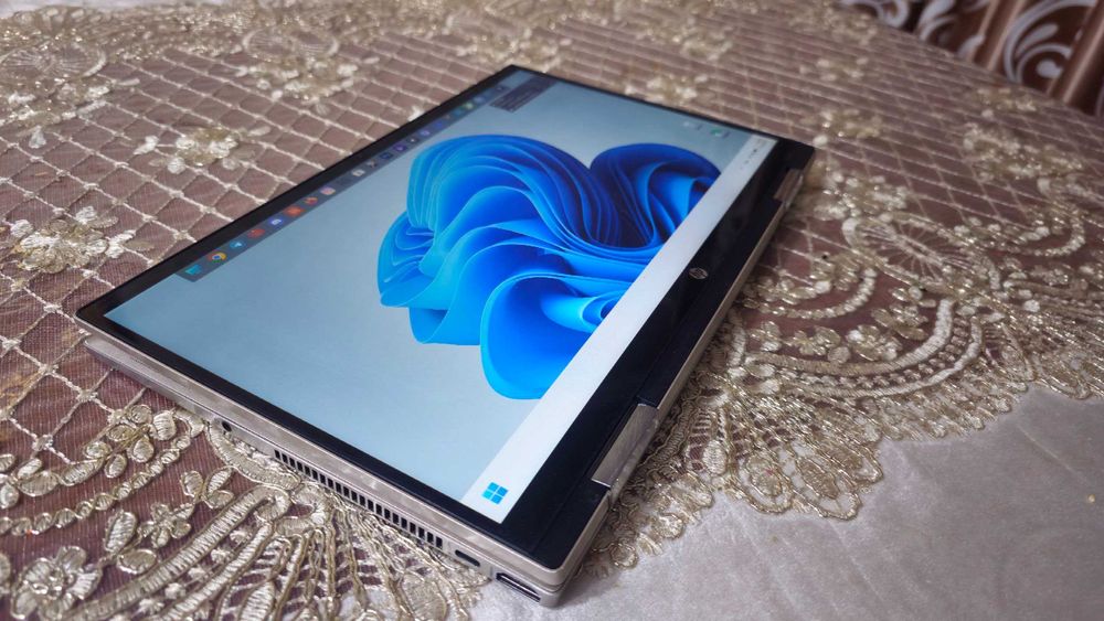 Ноутбук ( Планшет) 360