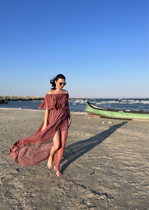 Rochie din dantela chantilly