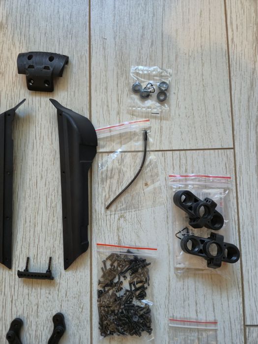 Vând piese automodel Arrma Kraton 6s V1-V4