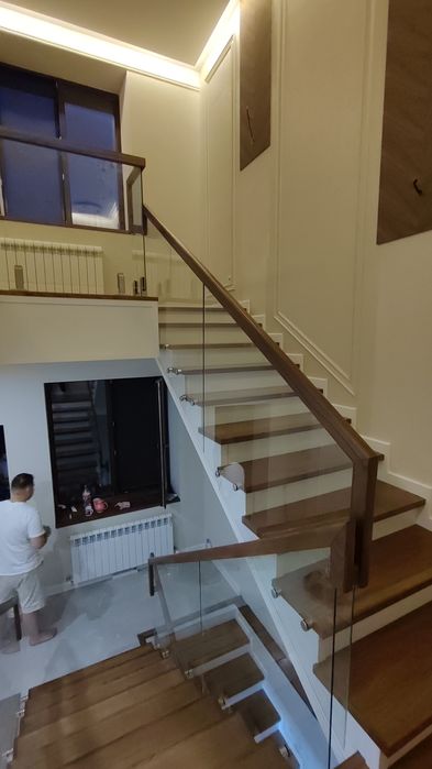 Лестницы обшивка из массива