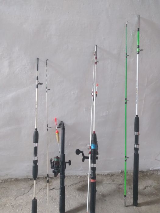 Продам удочки готовые и ящик