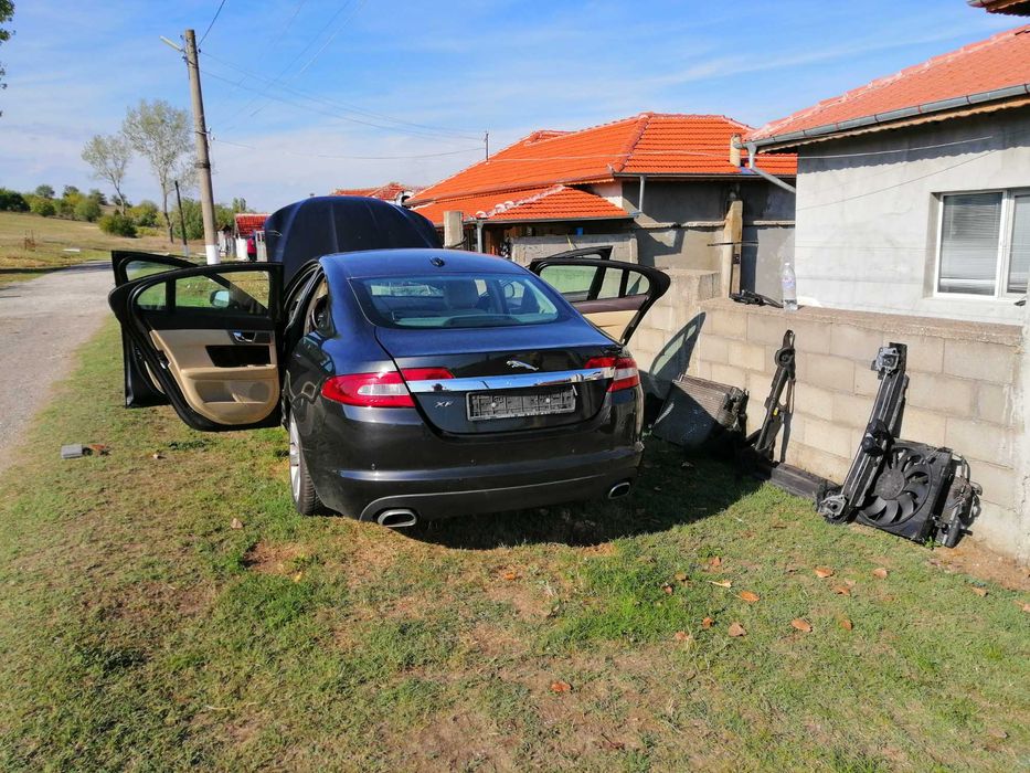 Ягуар хф 3.0д на части