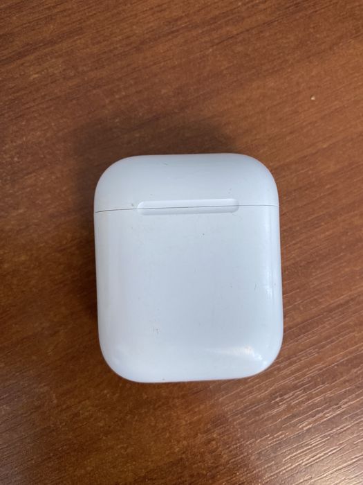 AirPods 1 поколение