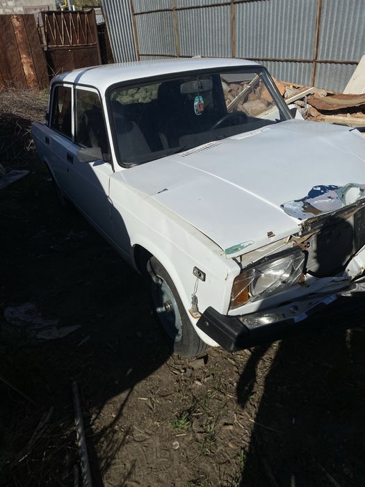 Продам ваз 2107