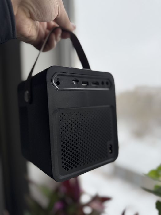 Мини проэктор UMIIO на андройд