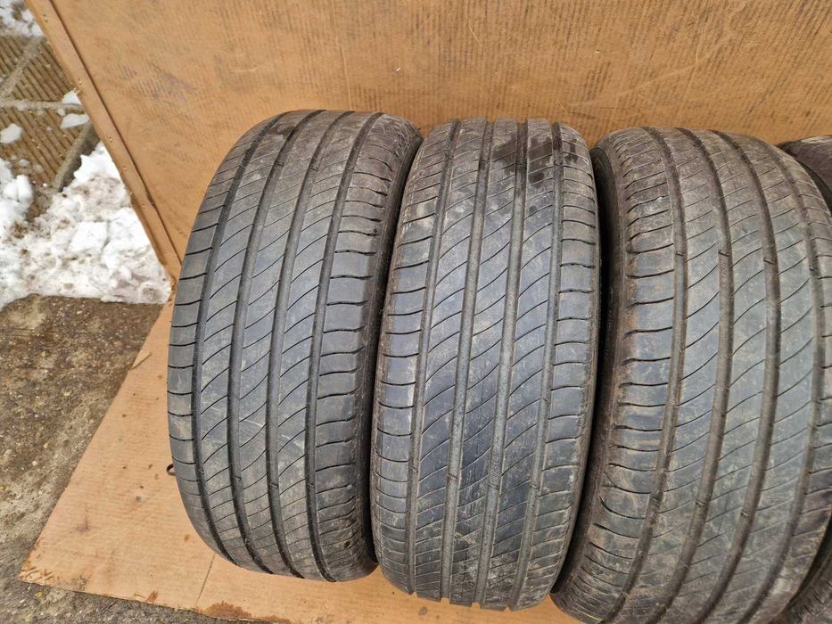 4 Michelin R17 215/55 Летни гуми  DOT4723