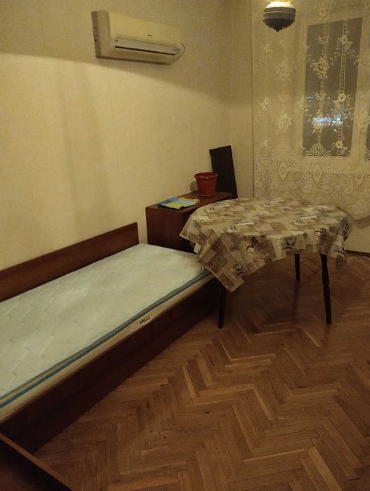 Дава се под наем Двустаен апартамент в Велико Търново, Колю Фичето - 68 кв.м за 204 € - Снимка #1