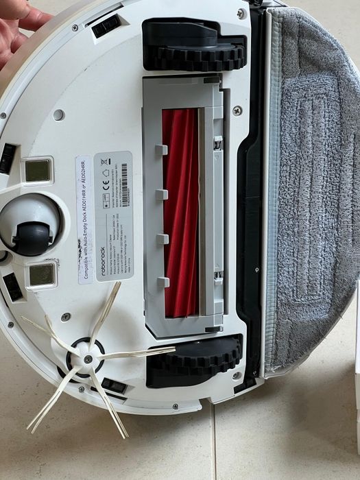 Robot aspirator Roborok-ca nou,accesorii incluse, 1600 lei