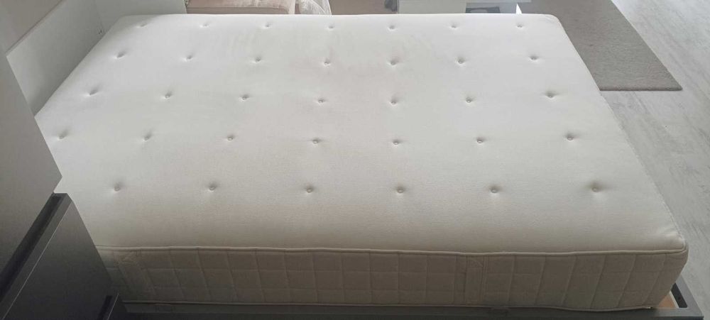 Матрак с индивидуално пакетирани пружини HYLLESTAD от IKEA 140х200 см