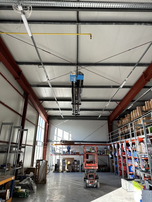 Hala de vanzare cu chiriasi termen lung