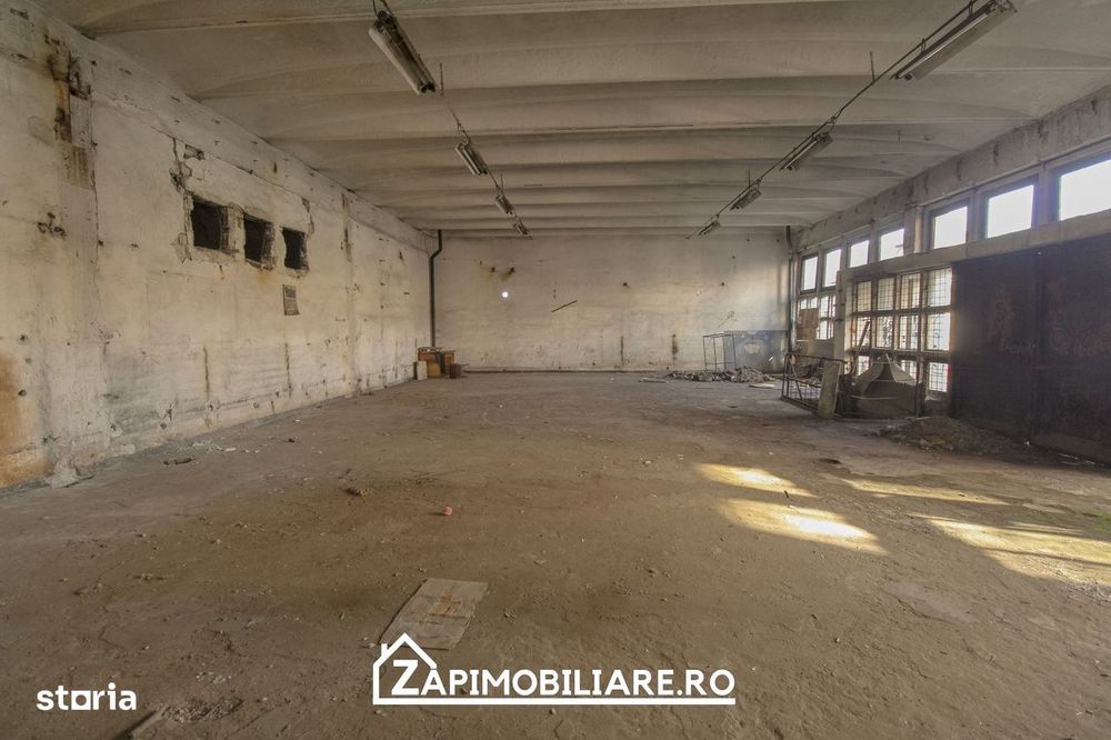 Cladire 3 nivele 529 mp utili - zona Poli 2 -