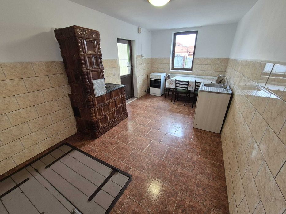 Casă de vânzare în Macea (jud. Arad), 2 dormitoare , teren 1400 mp