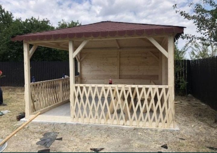 Vând foișoare din lemn