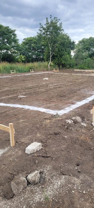 Debarasări moloz,demolări curățenie  curți apartamente