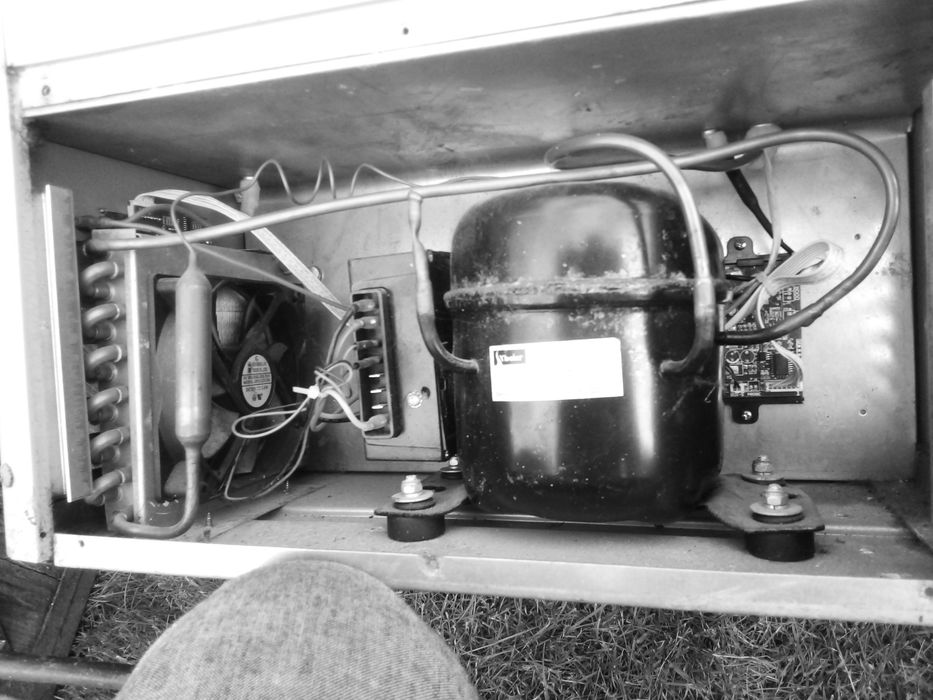 Congelator /Frigider trivalent auto, camping, rulotă