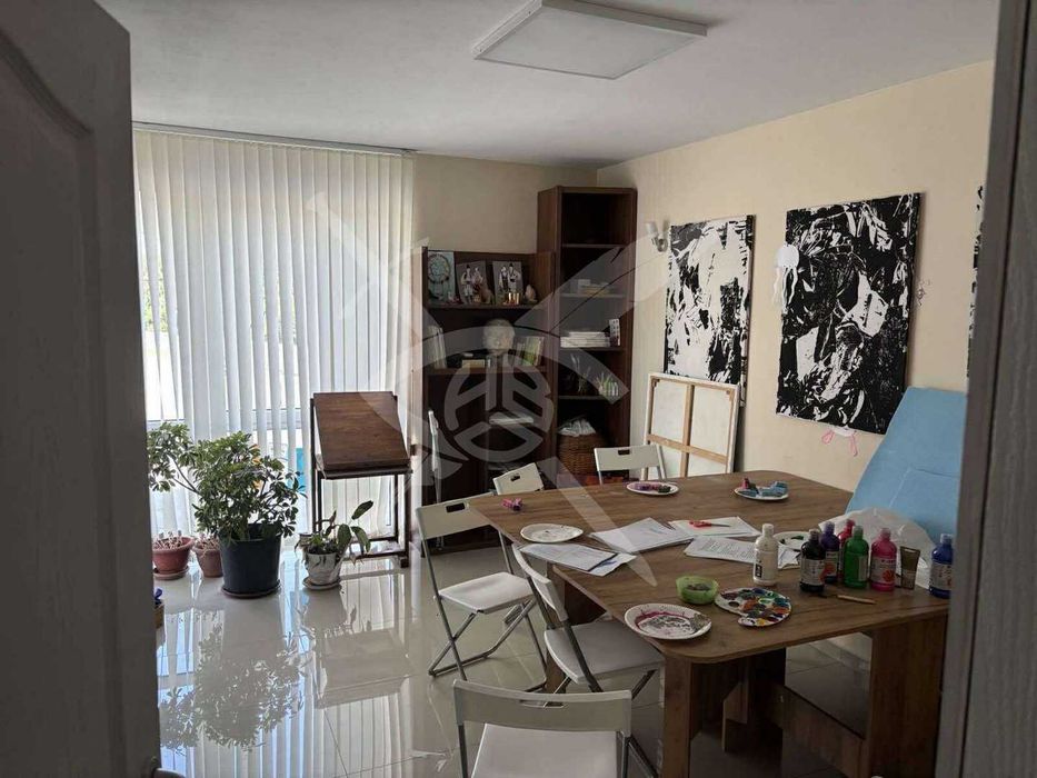 Офис в кв. Дървеница №64918