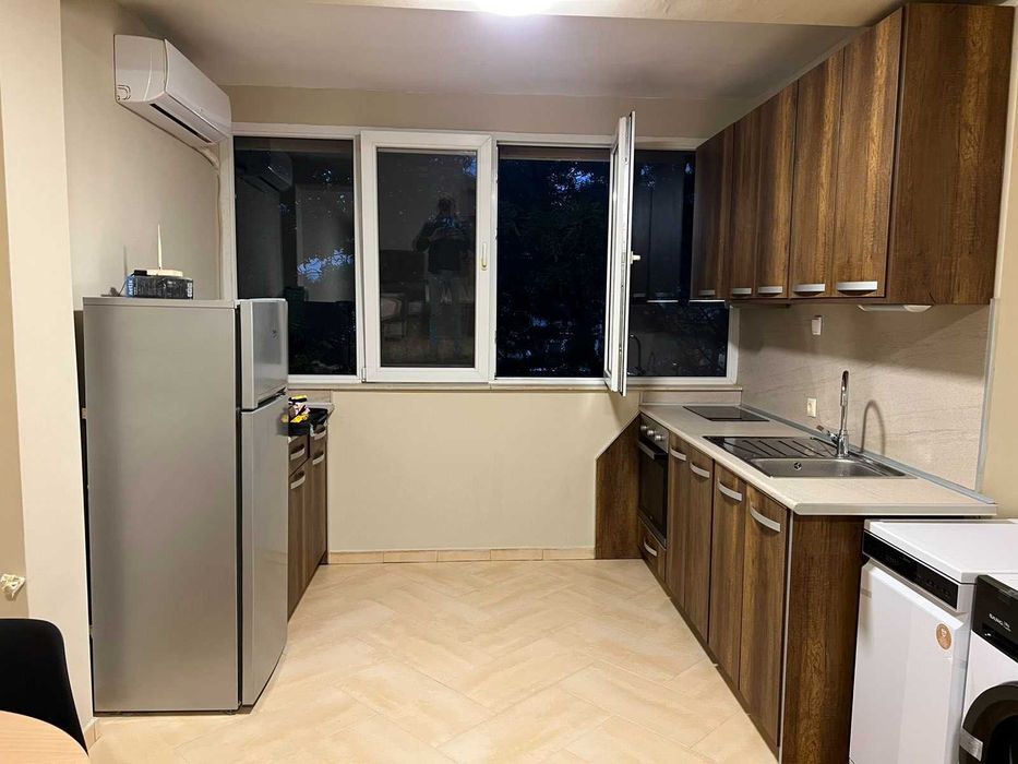 Дава се под наем Двустаен апартамент в София, Гео Милев - 54 кв.м за 630 € - Снимка #1