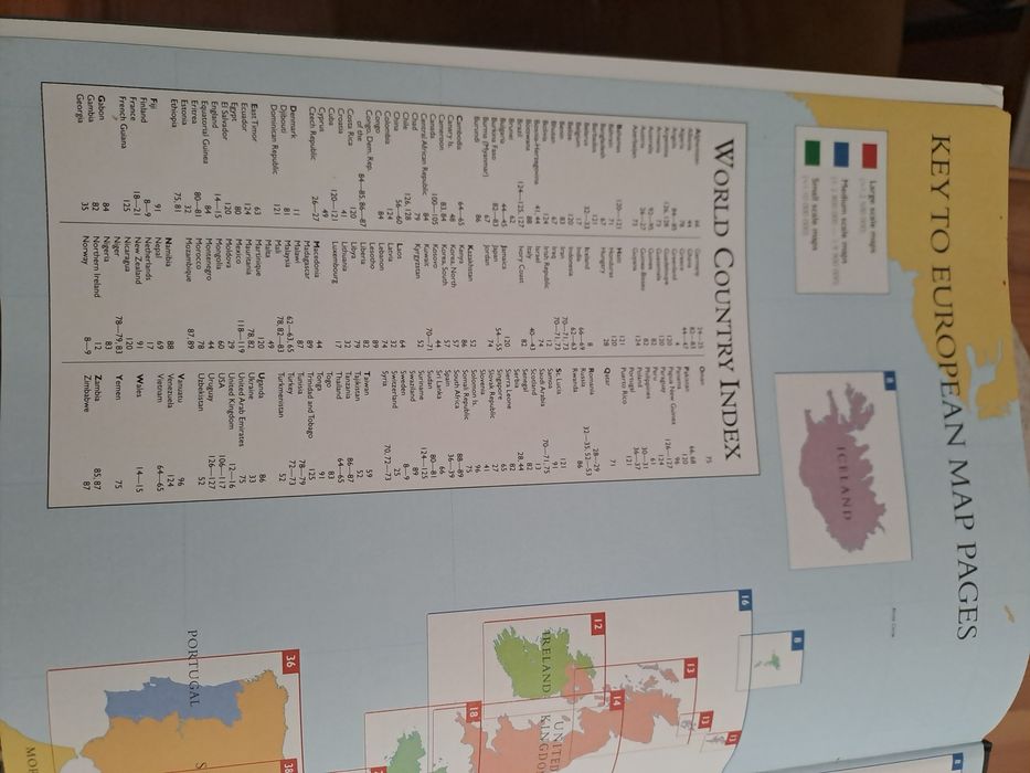 Световен атлас на английски език