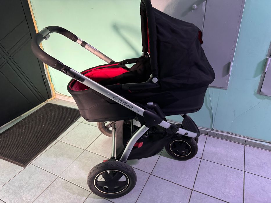 Продается отличная детская коляска