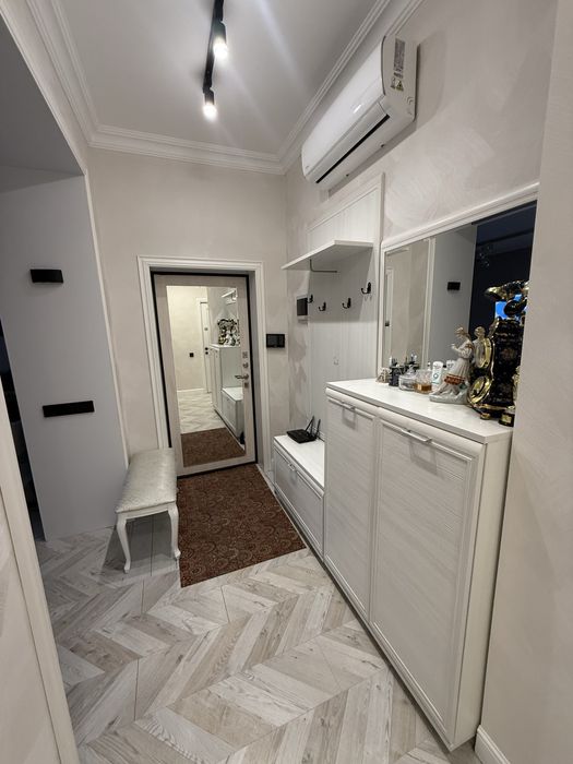 Продам 4-ком квартиру