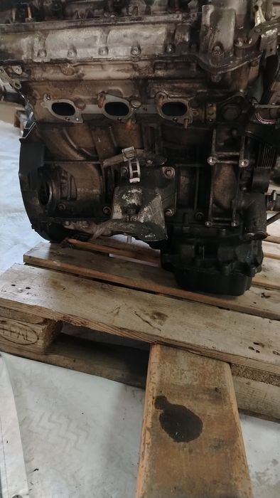 Двигател Мерцедес 642.930 / Mercedes OM 642. 930