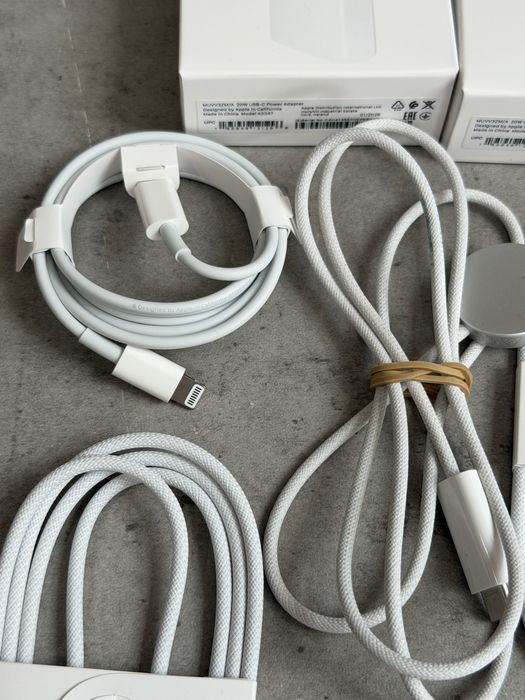 Оригинални АКСЕСОАРИ APPLE  charger iwatch зарядно адаптер кабел
