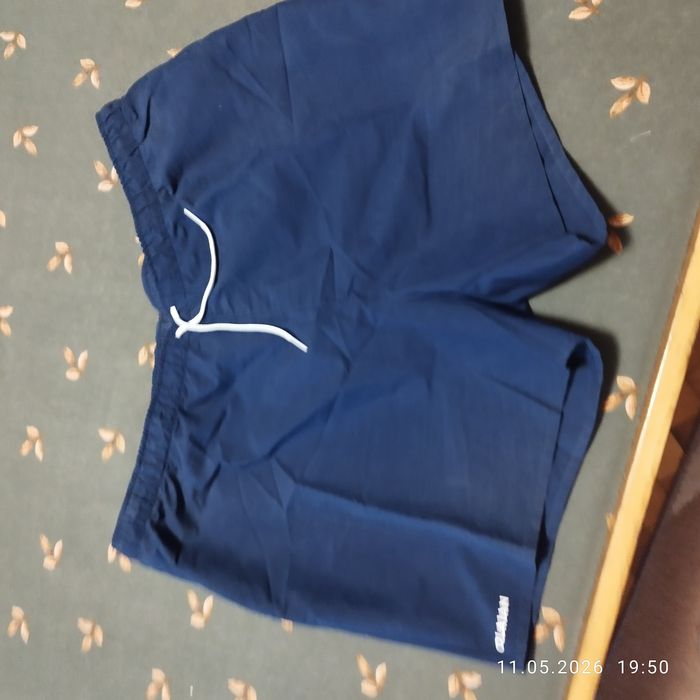 Vând pantaloni de baie mărimea xxl