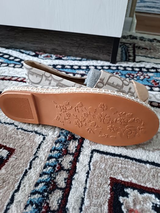 Обувь новая 37 размер