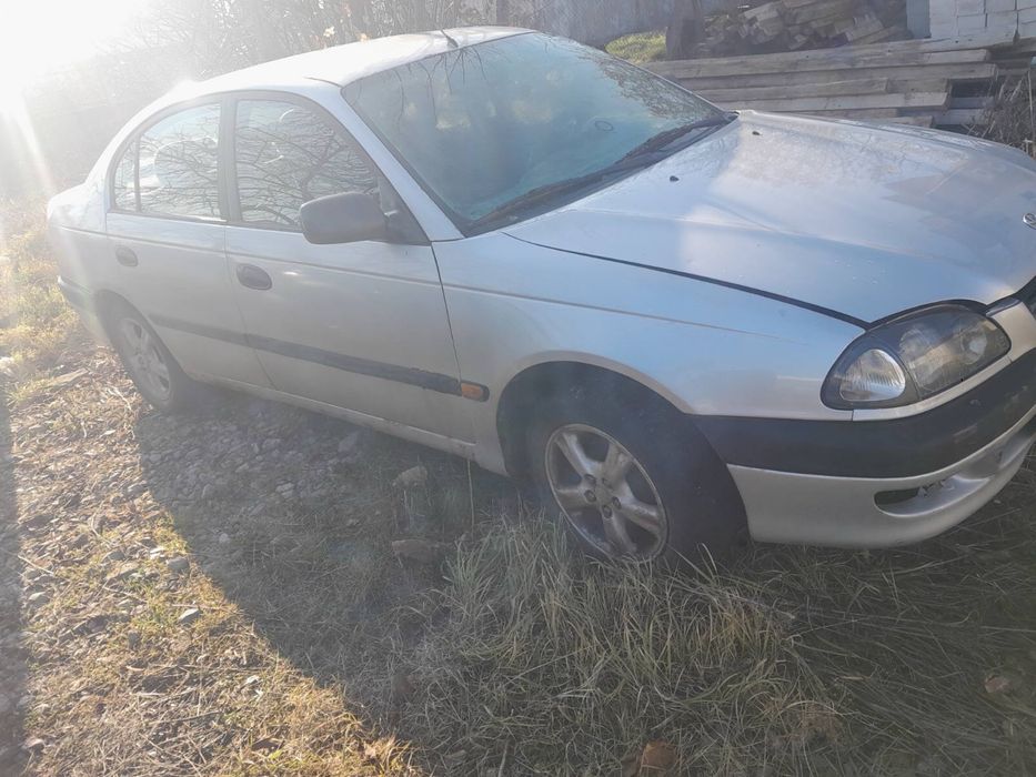 Toyota Avensis / Тойота Авенсис 1.6i 110к.с. - НА ЧАСТИ!