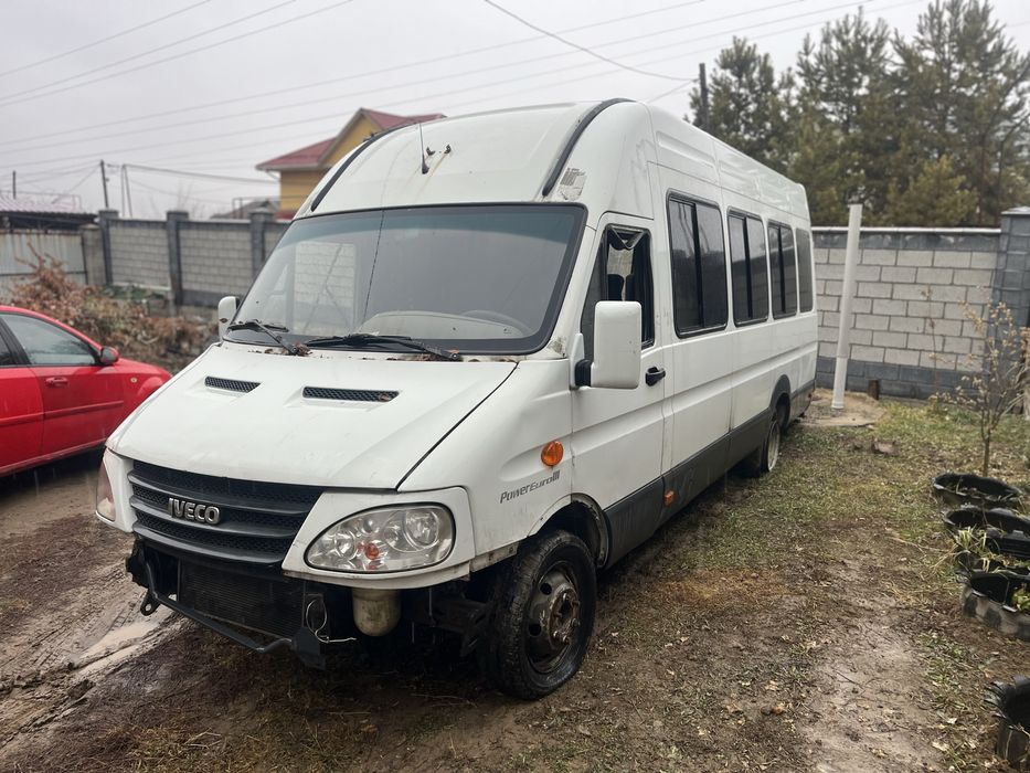 IVECO DAILY 2013 года