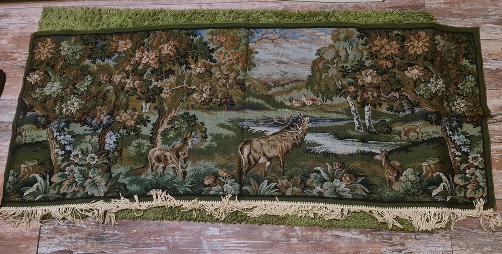 Старинни Кавьори/ Стенни килимчета