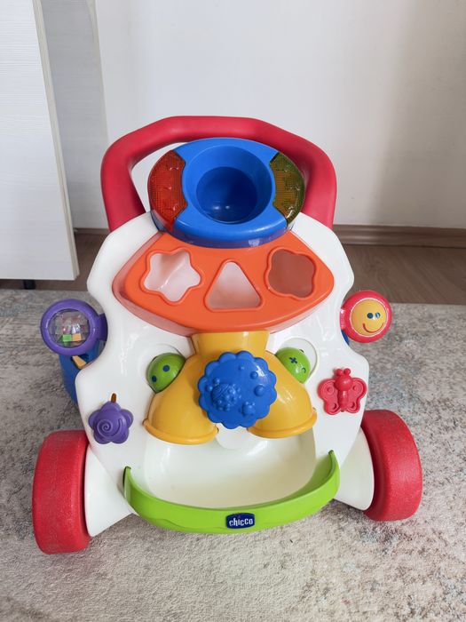 Продам Chicco толокар