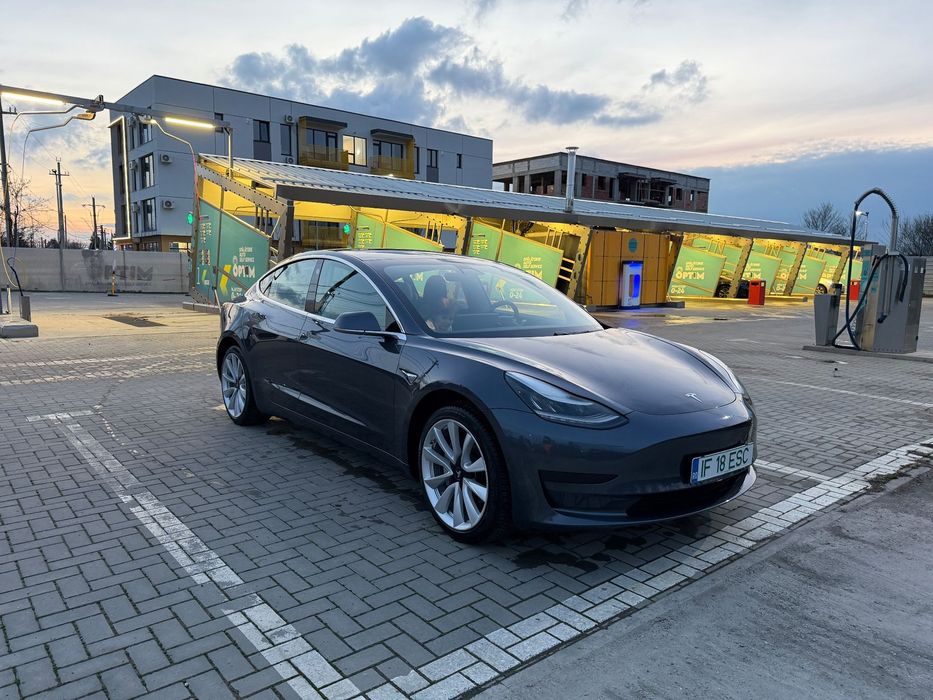 Tesla Model 3 Tesla Model 3 SR+, garantie baterie Decembrie 2027