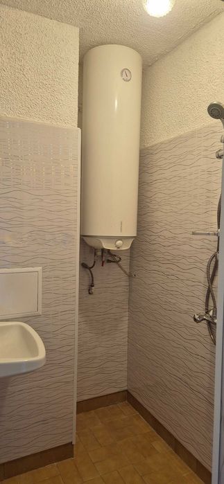 Дава се под наем Двустаен апартамент в София, Кръстова вада - 56 кв.м за 600 € - Снимка #1